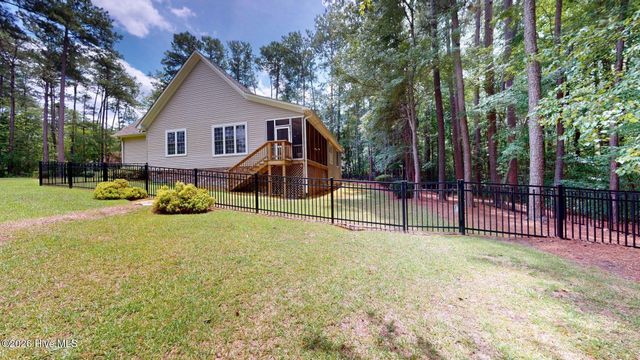 30140 Sandstone Lane, Wagram, NC 28396