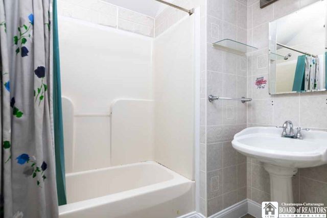 137 West Summit Street, Busti, NY 14750