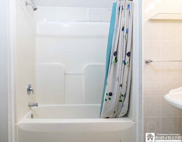 137 West Summit Street, Busti, NY 14750