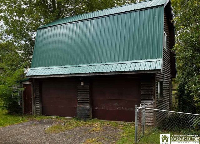 137 West Summit Street, Busti, NY 14750