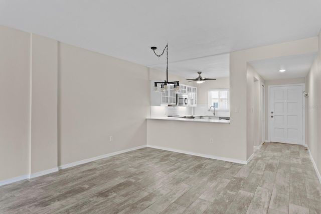 1200 N SHORE DRIVE NE 316, St Petersburg, FL 33701