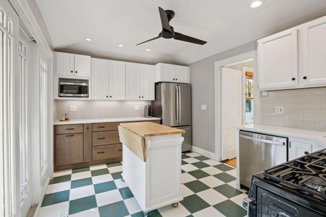 5025 Russell Avenue S, Minneapolis, MN 55410