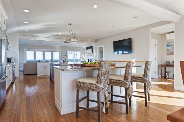 126 Ocean Boulevard, Seabrook, NH 03874