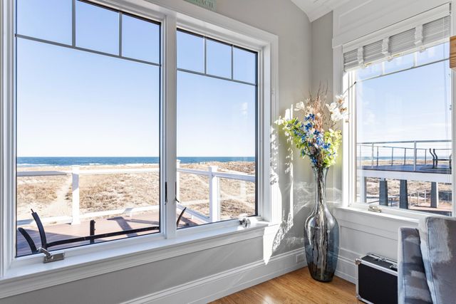 126 Ocean Boulevard, Seabrook, NH 03874