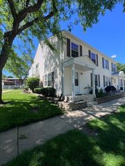 518 Darlene Lane C, Glendale Heights, IL 60139