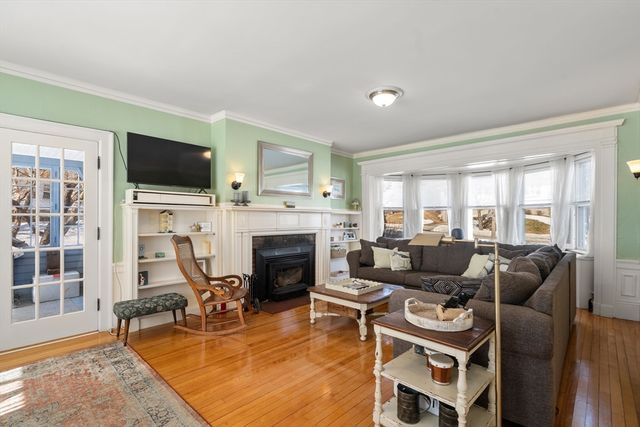 25 Kenwood Ave, Worcester, MA 01605