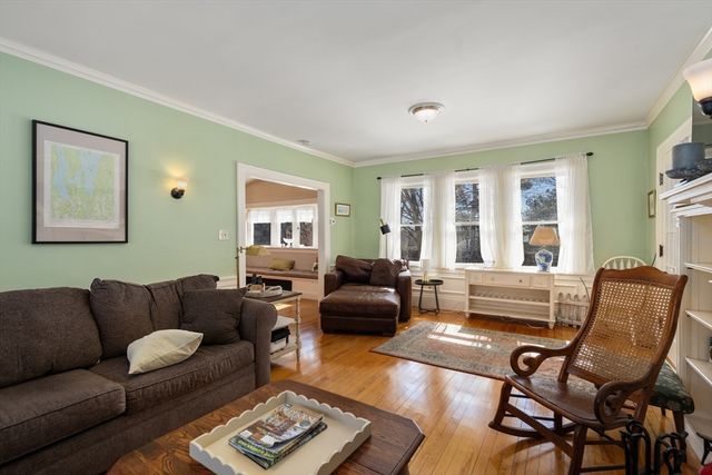 25 Kenwood Ave, Worcester, MA 01605