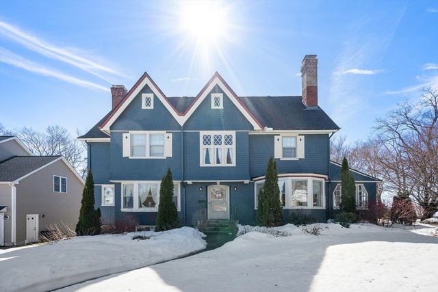 25 Kenwood Ave, Worcester, MA 01605