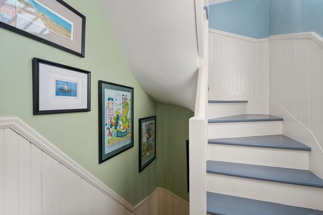 25 Kenwood Ave, Worcester, MA 01605