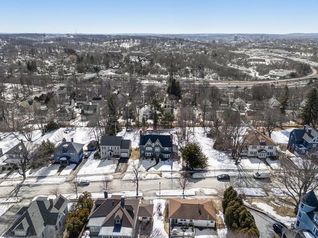 25 Kenwood Ave, Worcester, MA 01605