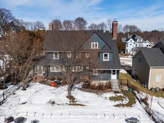 25 Kenwood Ave, Worcester, MA 01605