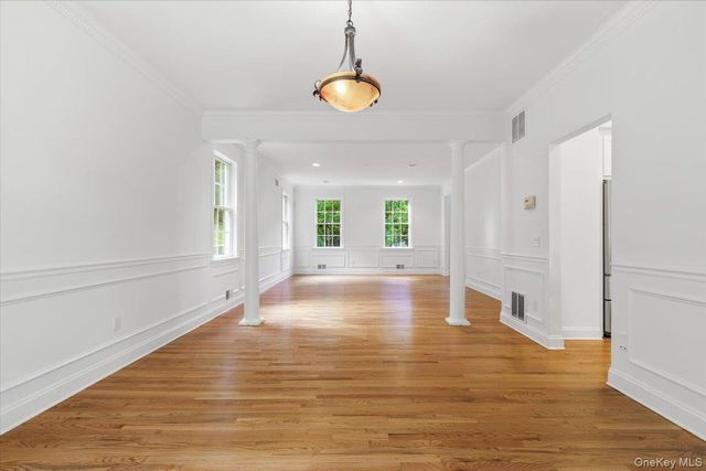 2 Saunders Street, Hastings-on-hudson, NY 10706