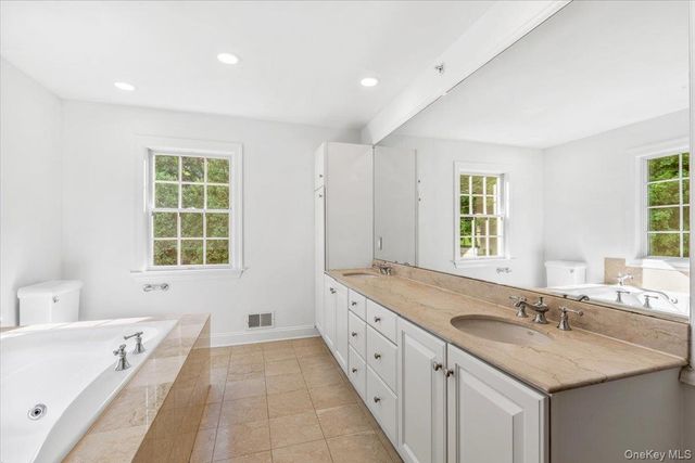 2 Saunders Street, Hastings-on-hudson, NY 10706