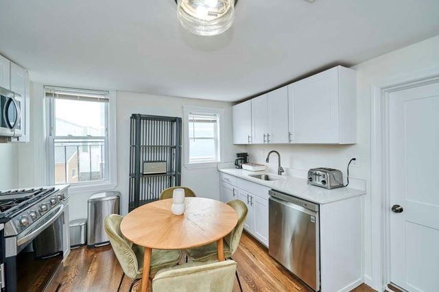 241 E St 2, Boston, MA 02127