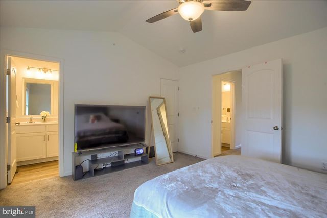 30 PARKVIEW DR, Carlisle, PA 17013