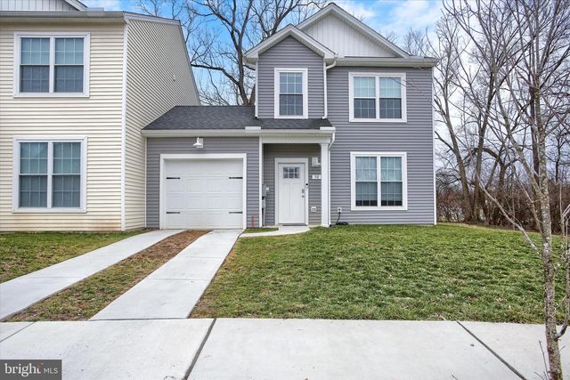 30 PARKVIEW DR, Carlisle, PA 17013