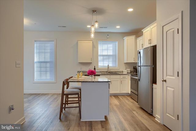 30 PARKVIEW DR, Carlisle, PA 17013