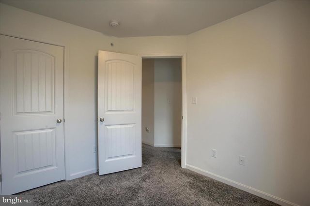 30 PARKVIEW DR, Carlisle, PA 17013