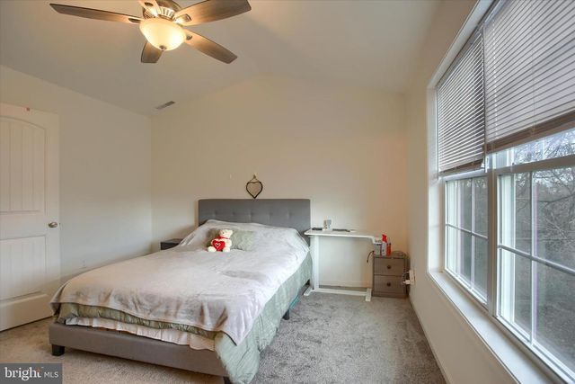 30 PARKVIEW DR, Carlisle, PA 17013