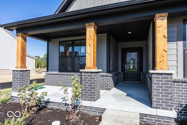 6638 Dogwood Drive, Mccordsville, IN 46055