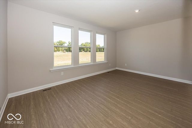 6638 Dogwood Drive, Mccordsville, IN 46055