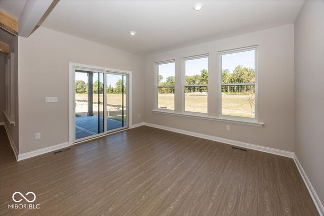 6638 Dogwood Drive, Mccordsville, IN 46055