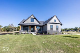 6638 Dogwood Drive, Mccordsville, IN 46055