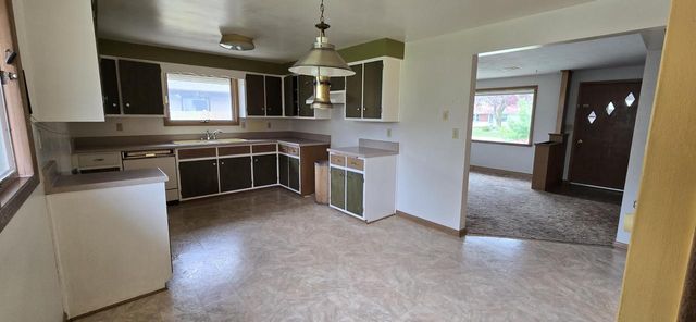 2905 S 18th STREET, Sheboygan, WI 53081