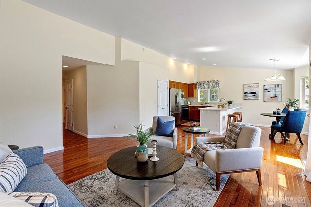 902 NW Leisure Lane, Bremerton, WA 98311