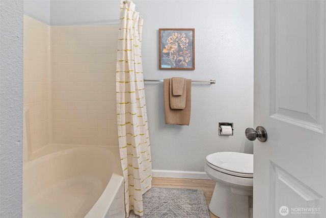 902 NW Leisure Lane, Bremerton, WA 98311