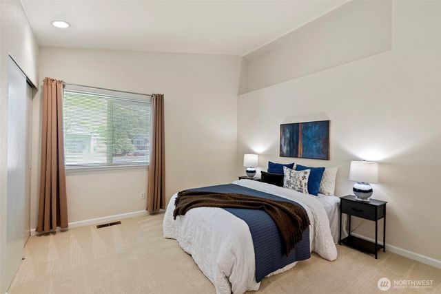 902 NW Leisure Lane, Bremerton, WA 98311