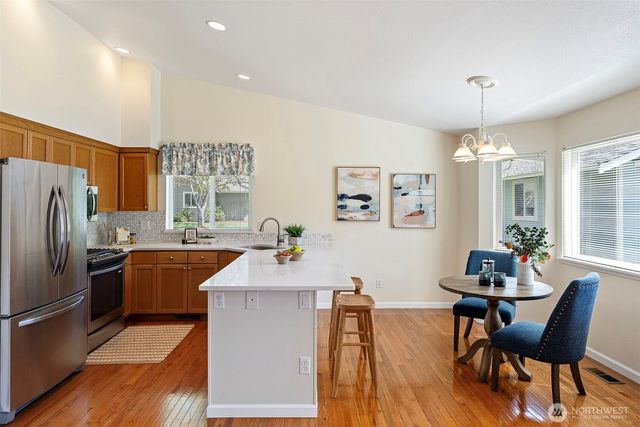 902 NW Leisure Lane, Bremerton, WA 98311