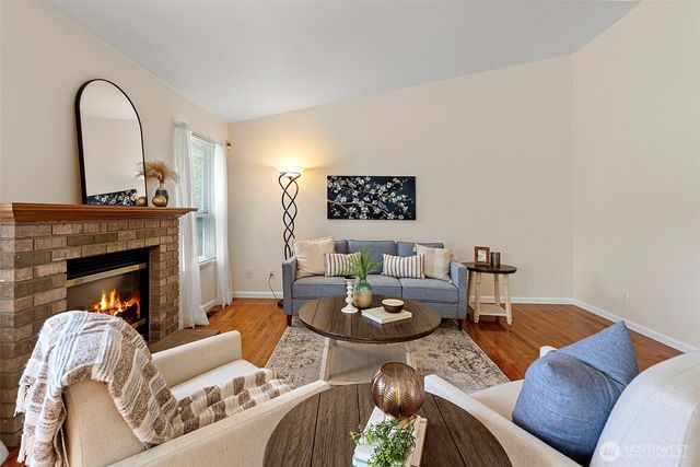 902 NW Leisure Lane, Bremerton, WA 98311