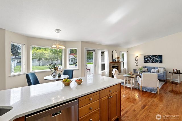 902 NW Leisure Lane, Bremerton, WA 98311
