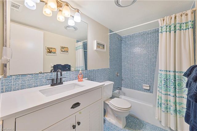 1730 Sandy CIR 105, Cape Coral, FL 33904