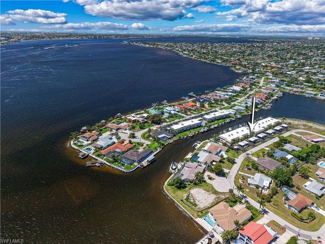 1730 Sandy CIR 105, Cape Coral, FL 33904