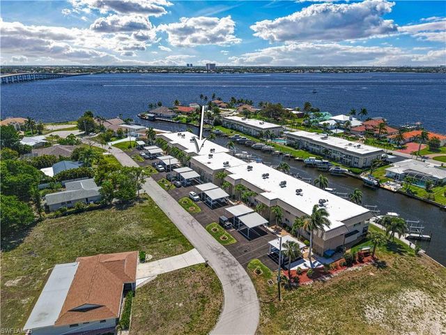 1730 Sandy CIR 105, Cape Coral, FL 33904