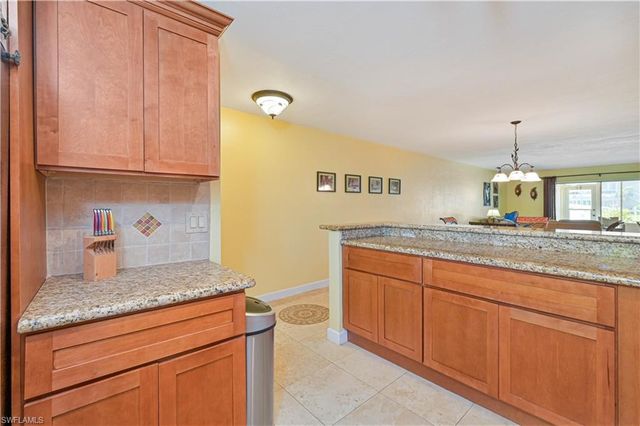 1730 Sandy CIR 105, Cape Coral, FL 33904