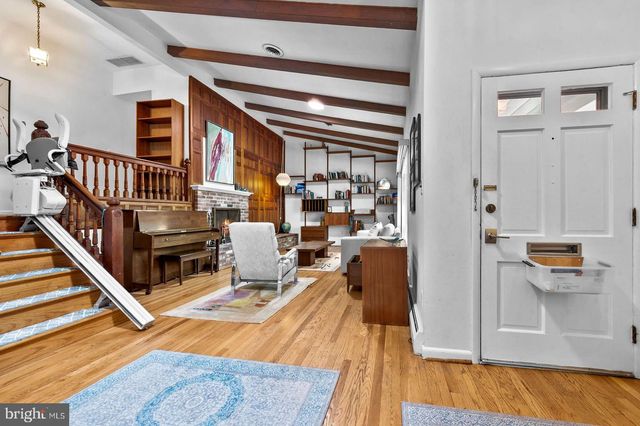4022 DOWNING ST, Annandale, VA 22003