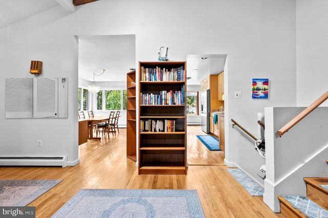 4022 DOWNING ST, Annandale, VA 22003