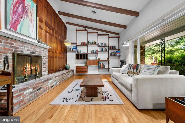 4022 DOWNING ST, Annandale, VA 22003