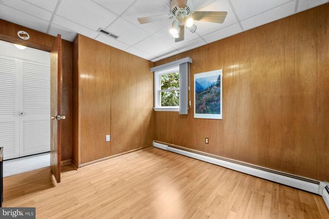4022 DOWNING ST, Annandale, VA 22003