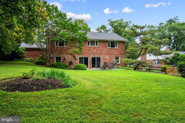 4022 DOWNING ST, Annandale, VA 22003
