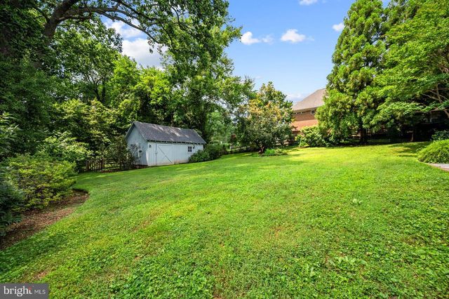 4022 DOWNING ST, Annandale, VA 22003