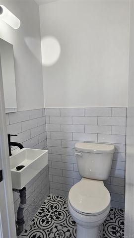 1018 E 85th Street 2, Brooklyn, NY 11236