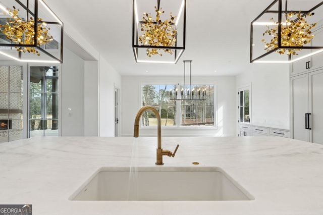 4635 Whitestone Way, Suwanee, GA 30024