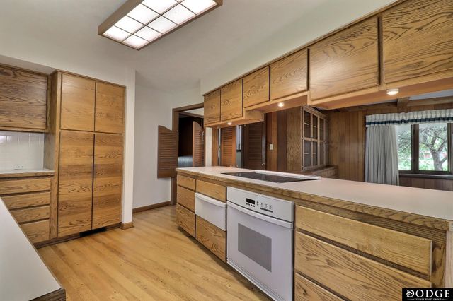 1154 N Clarmar Avenue, Fremont, NE 68025