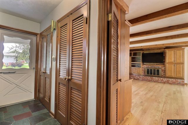 1154 N Clarmar Avenue, Fremont, NE 68025