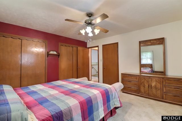 1154 N Clarmar Avenue, Fremont, NE 68025