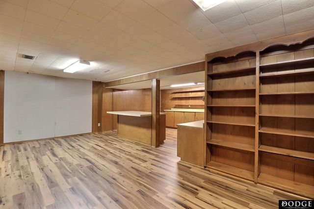 1154 N Clarmar Avenue, Fremont, NE 68025